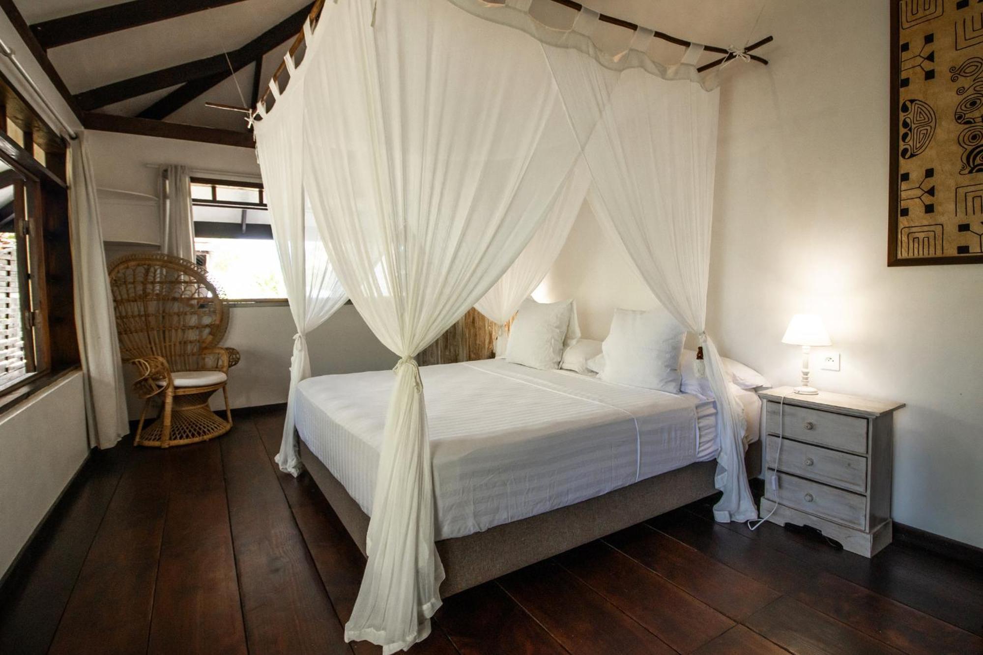 Le Coconut Lodge アヴァトル エクステリア 写真